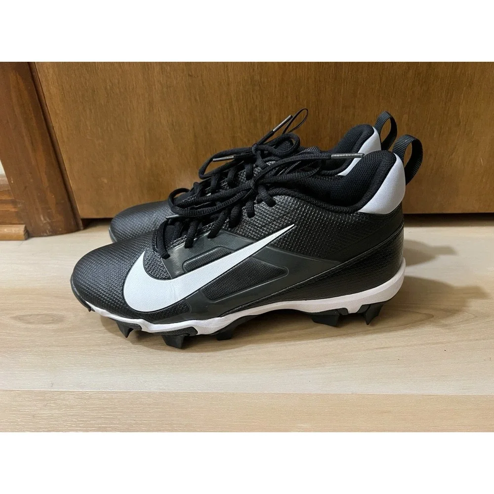 NWOT Nike Alpha Menace‎ 4 Shark Black White Size 8.5 FN0028-001 Football Cleats